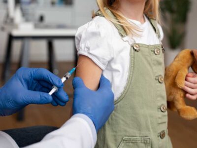 Dúvidas sobre vacinas ainda afetam a cobertura vacinal infantil