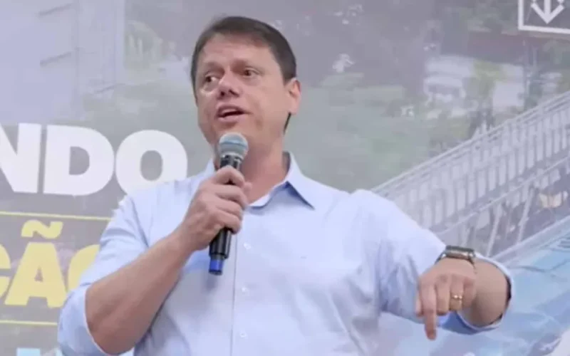Tarcísio lança plano "Trilhas da Prosperidade" para reeleição em SP