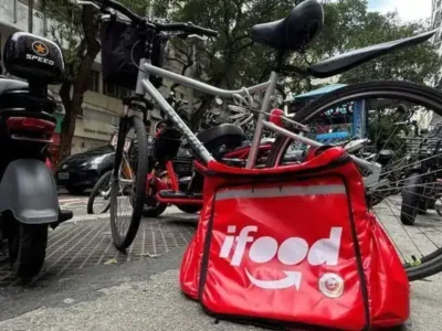 Anvisa libera entrega de remédios por apps; veja como funciona