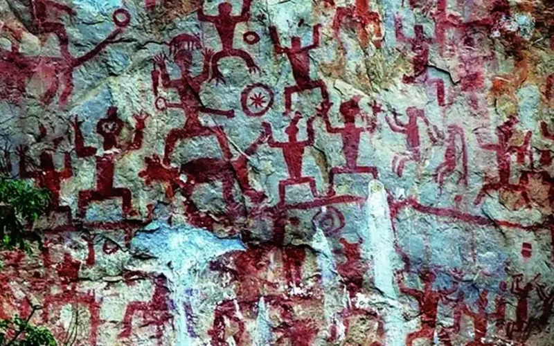 Pinturas de 2 mil anos podem ter sangue humano
